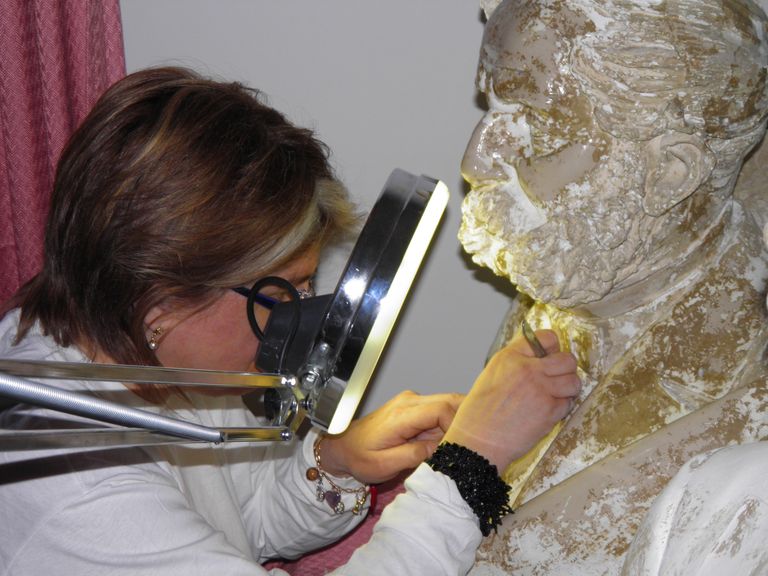 applicazione di vinavil per strappo della prima ridipinture